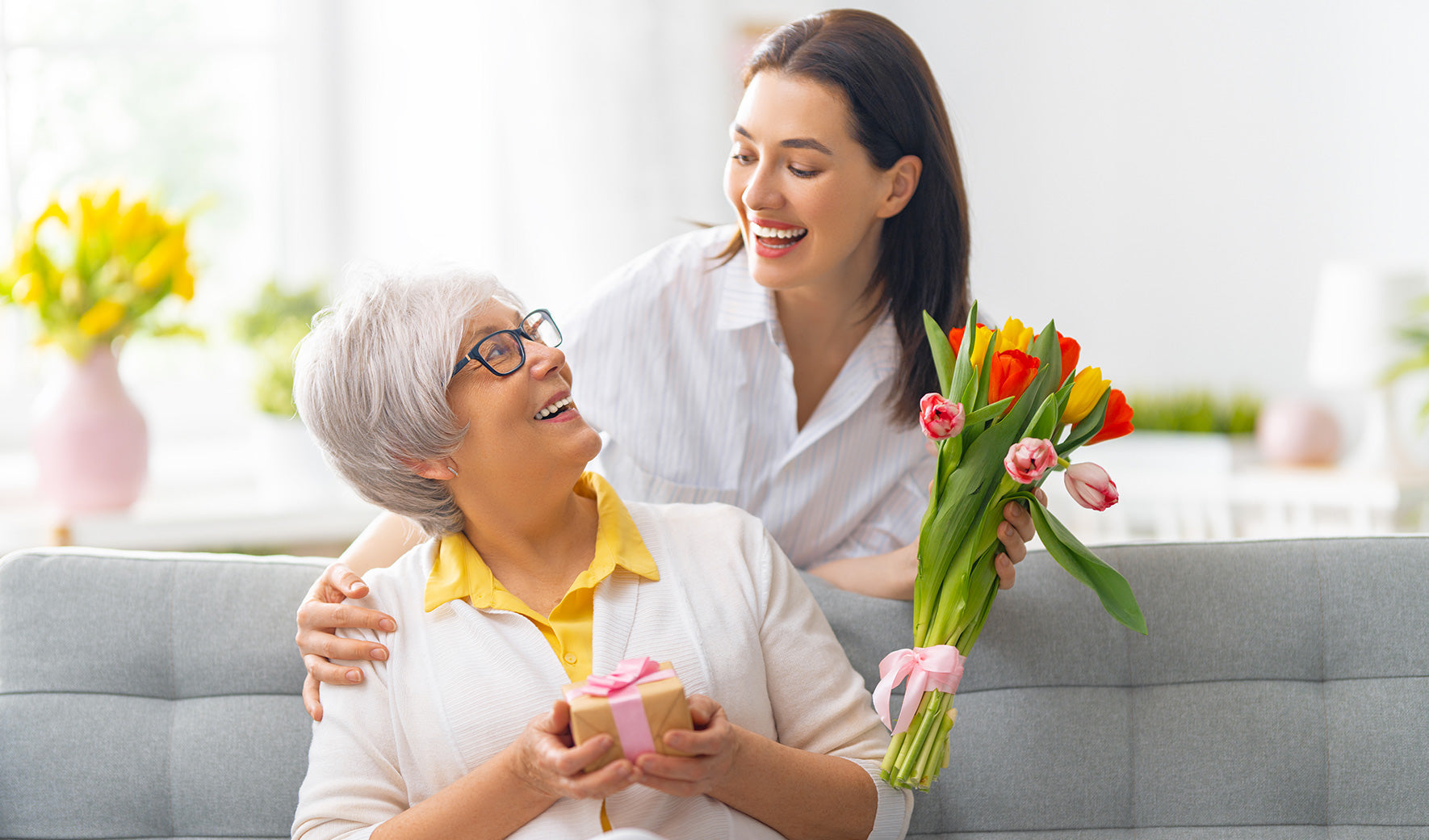 Idee regalo per la Festa della Mamma: ecco come stupirla
