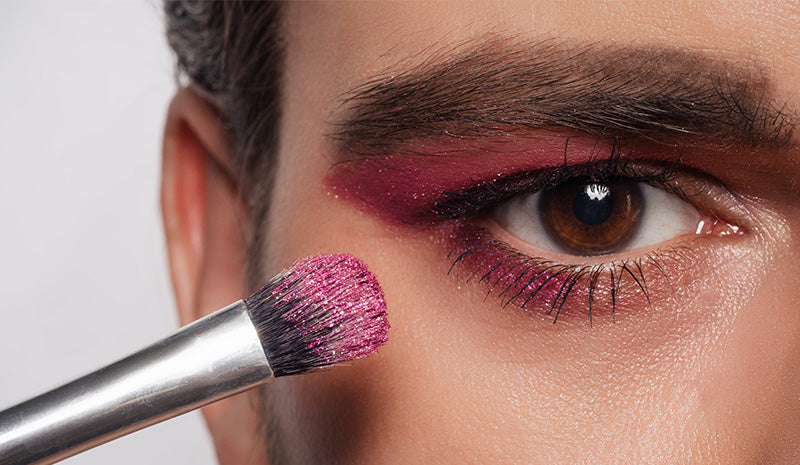 Il make up uomo per apparire al meglio senza stress