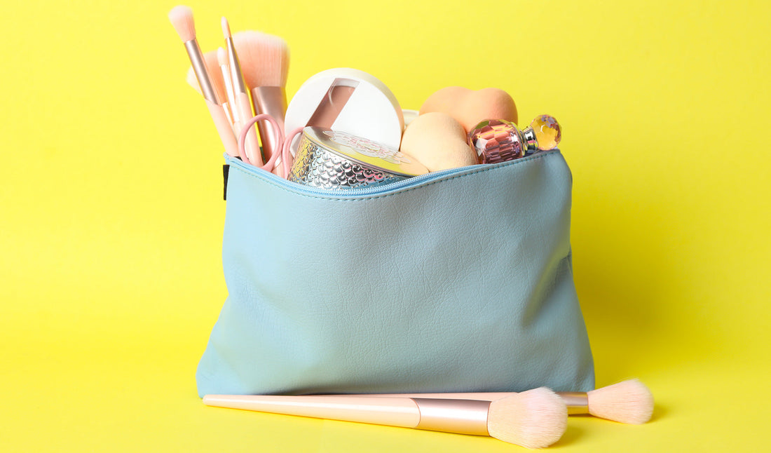 Prodotti da viaggio: cosa mettere nel beauty case