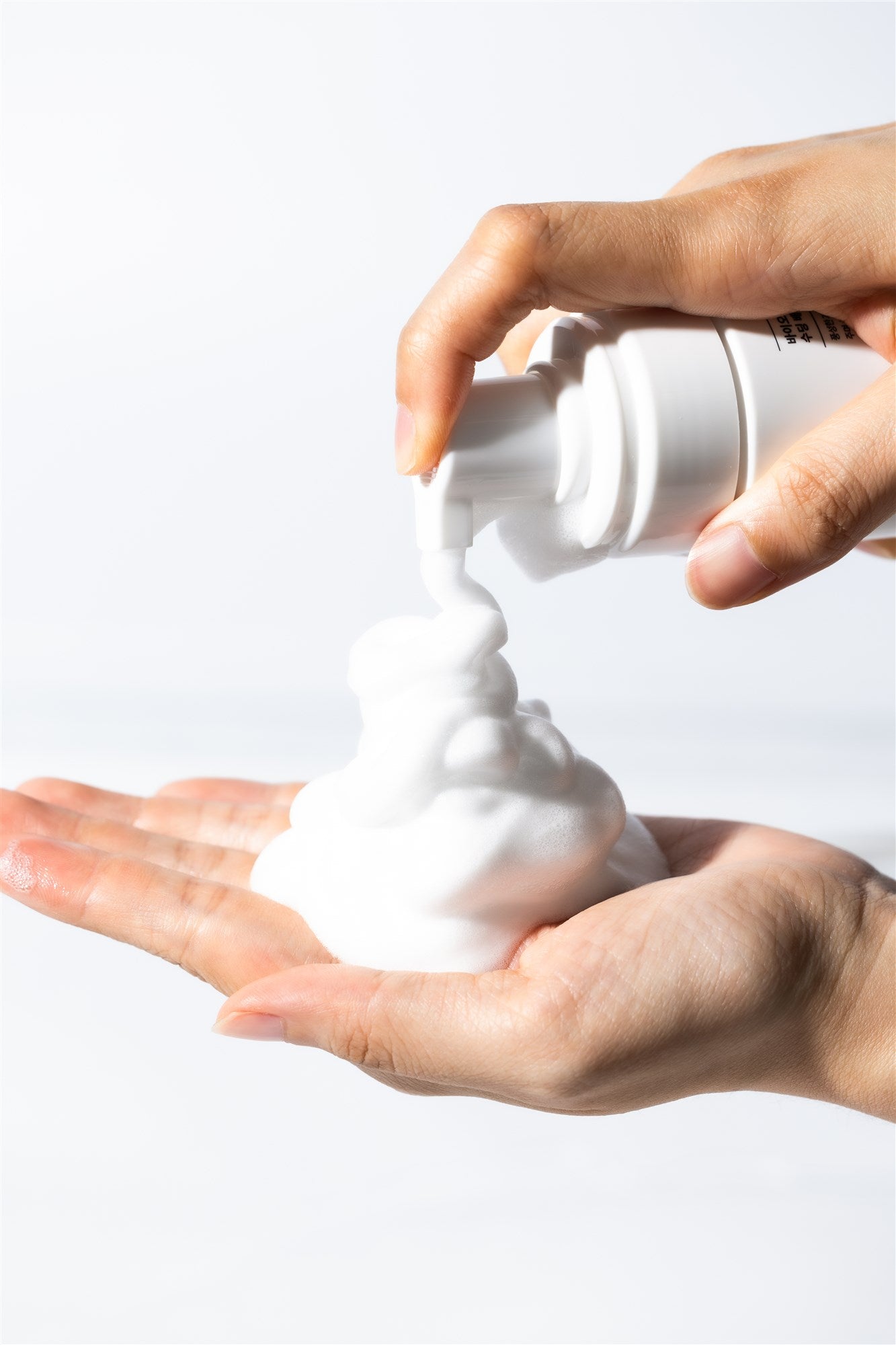 BIODANCE Soothing Barrier Cleansing Foam -2