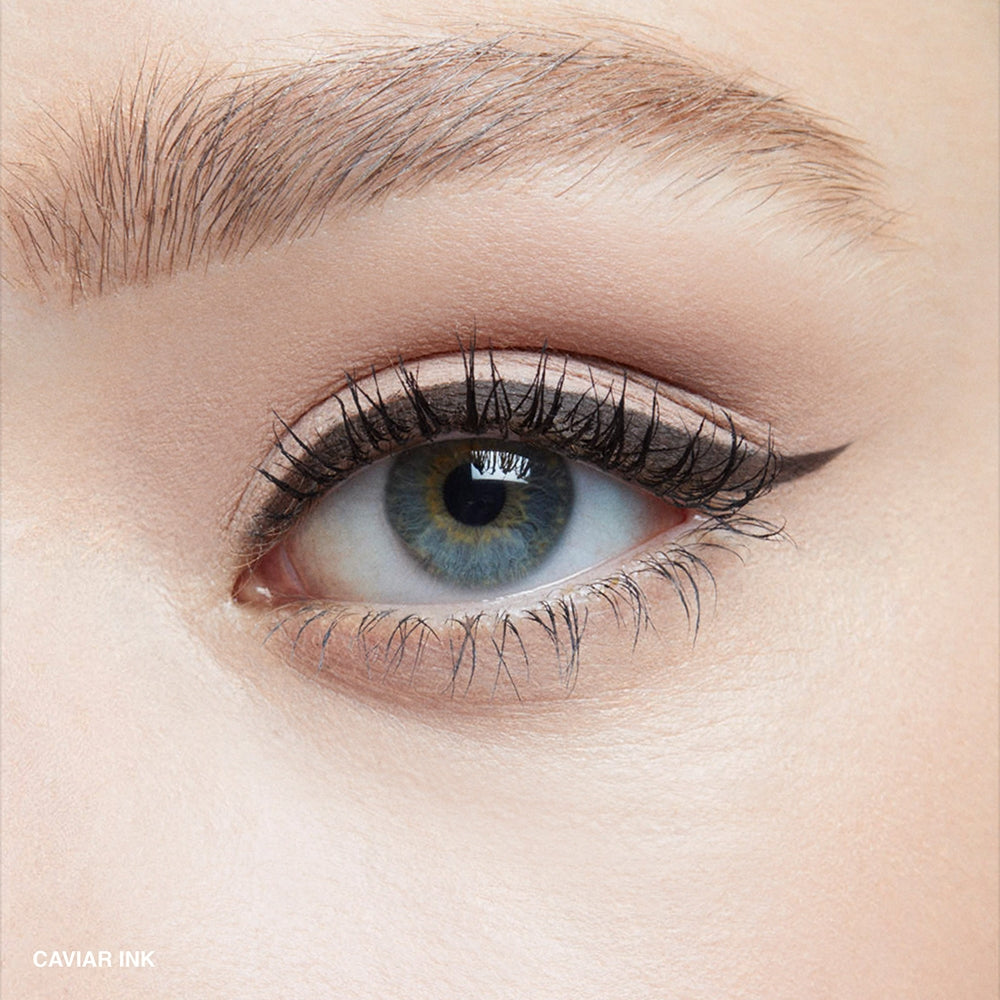 Bobbi Brown Long-Wear Gel Eyeliner Caviar Ink-3