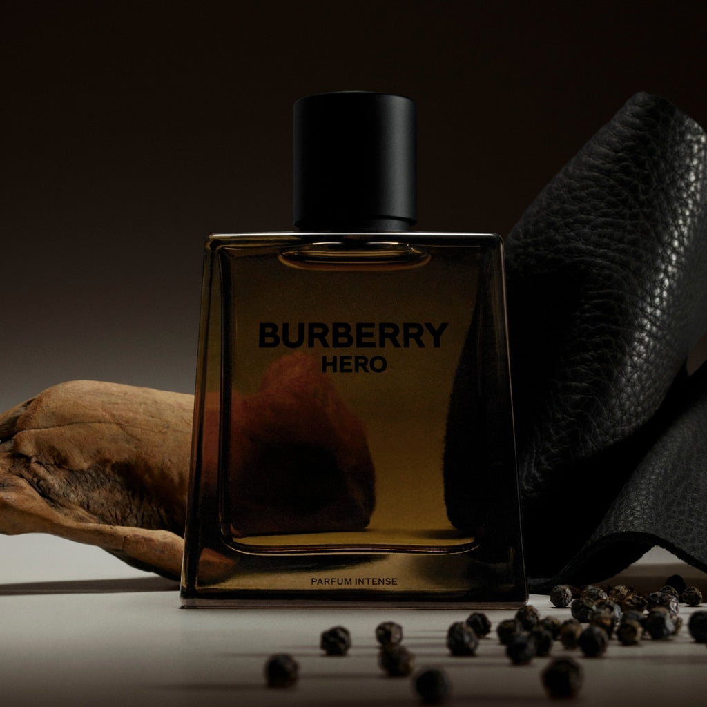 Burberry Hero Parfum Intense-5
