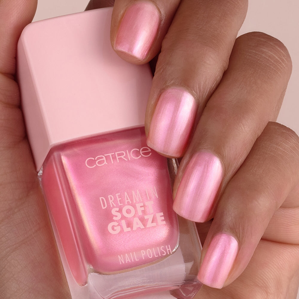 Catrice Dream In Soft Glaze Nails 020 Drunk'n Donut-5