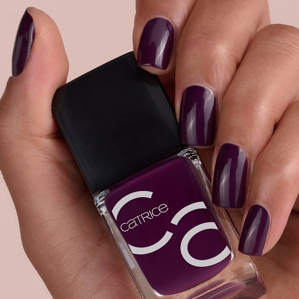 Catrice Iconails 159 Purple Rain-5