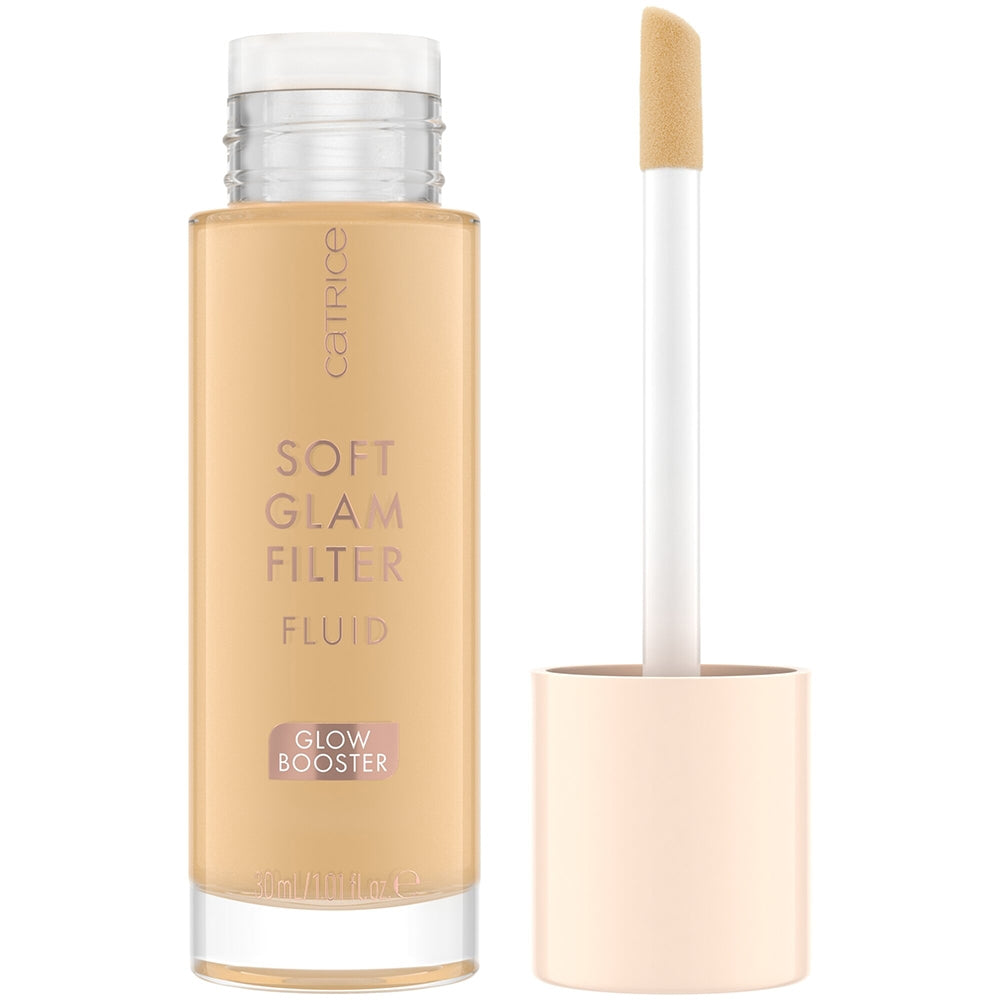 Catrice Soft Glam Filter Fluid 020 Light Medium-2