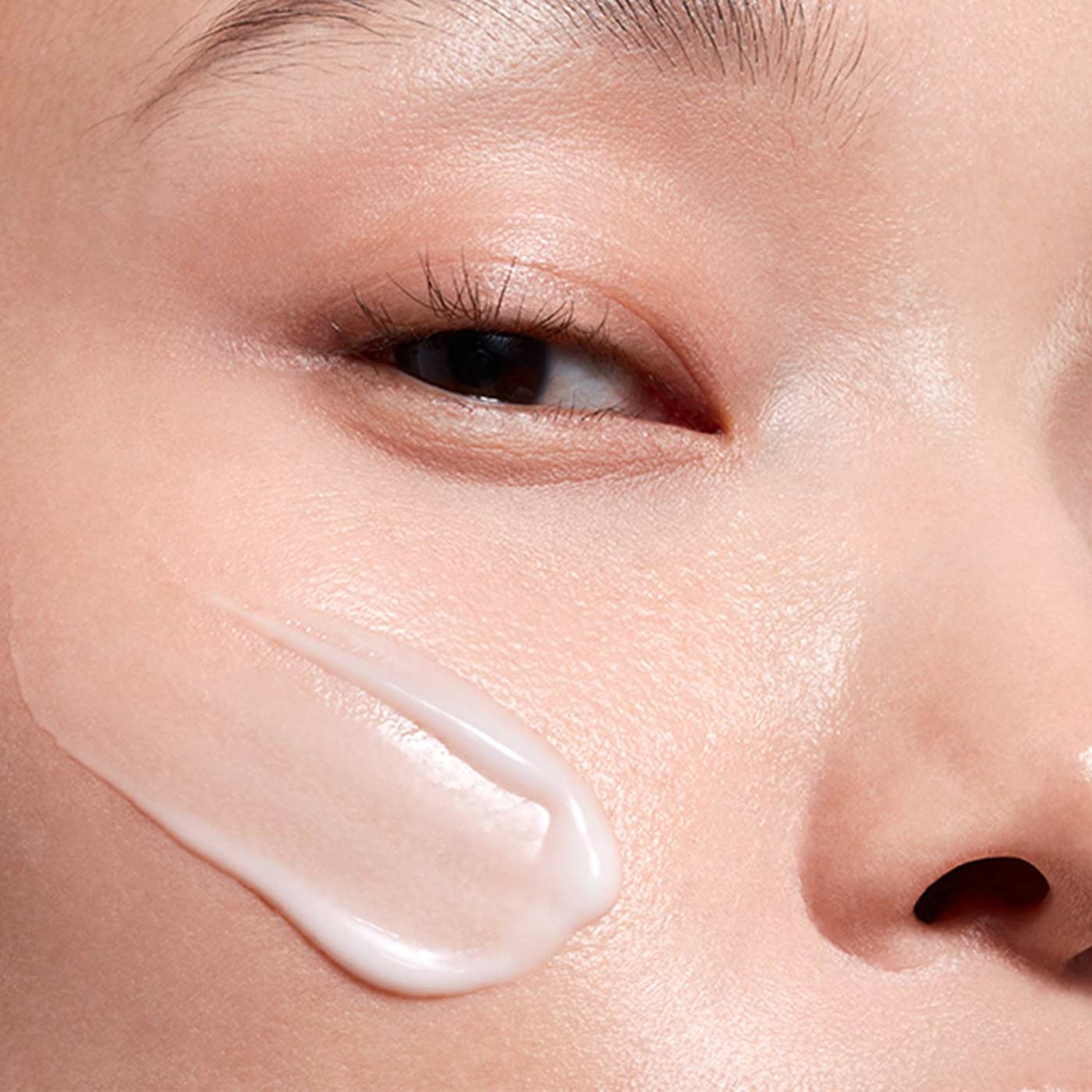 Clarins Extra-Firming Emulsion Collagen Technology-3