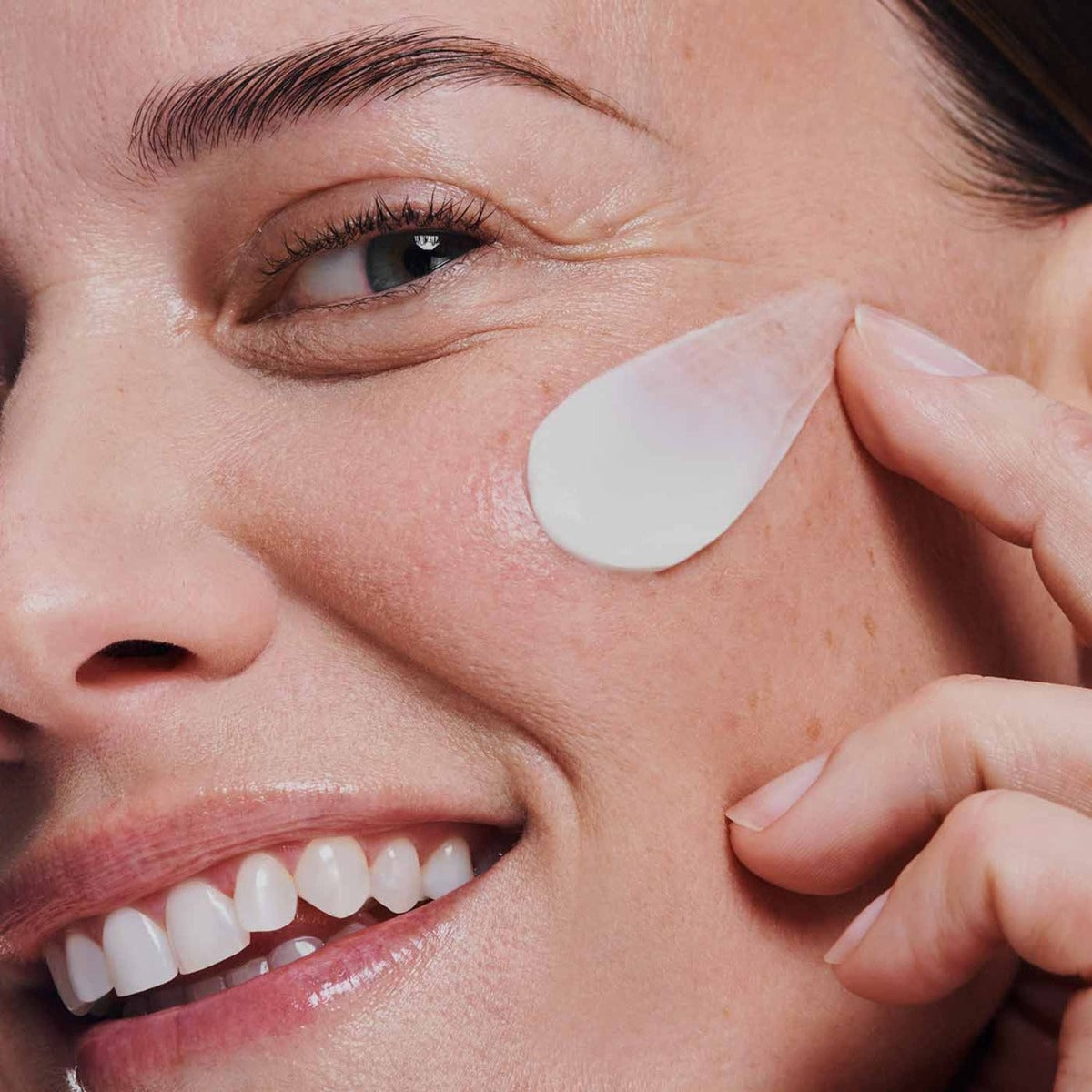 Clarins Extra-Firming Nuit Collagen Technology Toutes Peaux -6