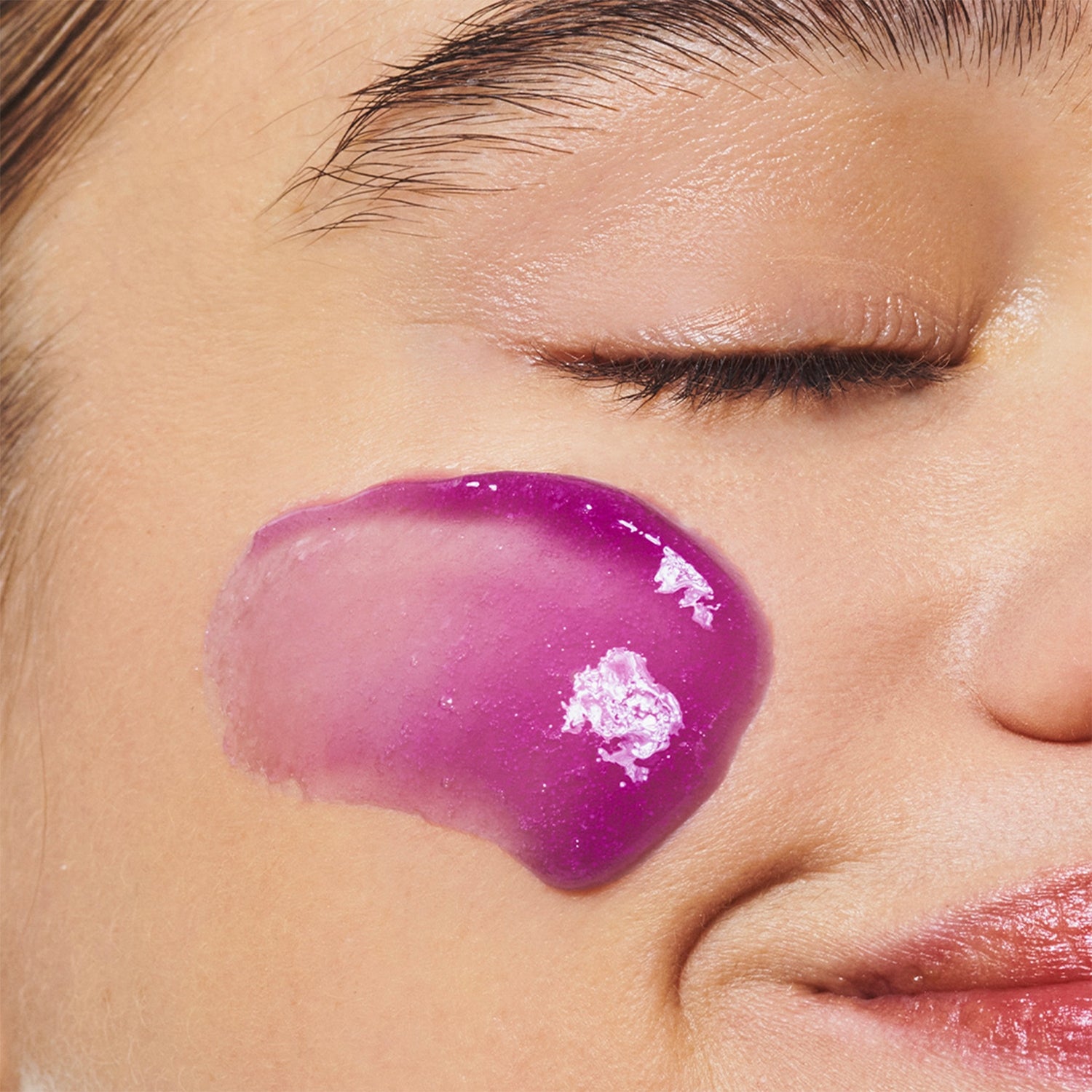 Clarins Reveal Gommage Violet Douceur Éclat-3