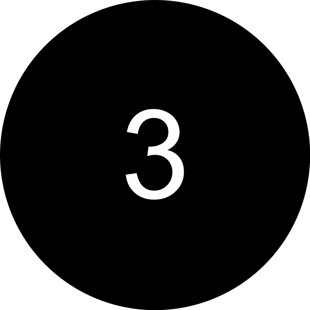 ESSENCE Ombretto Mono Matte 03 Deep Ink-4