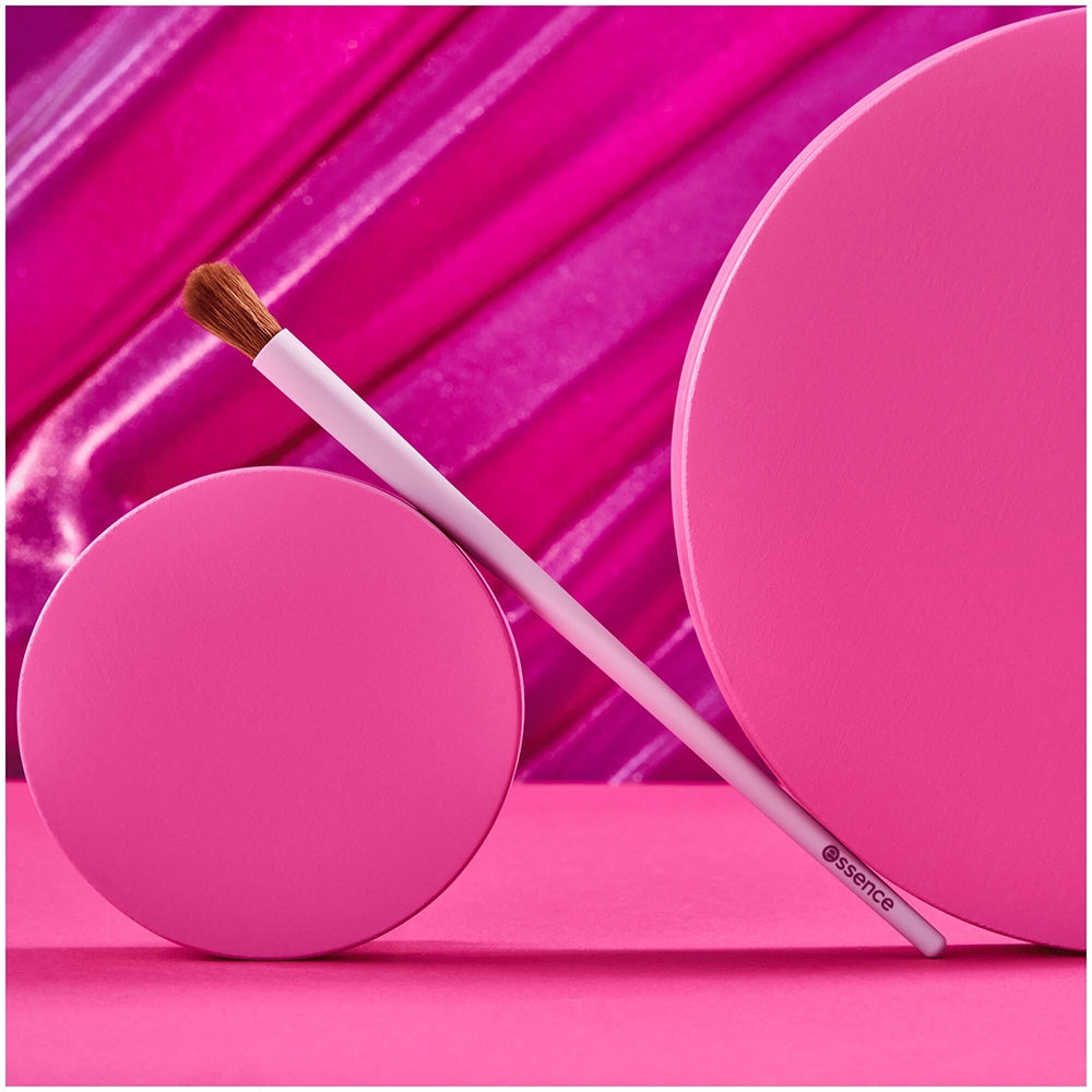 Essence All in One Blending Brush 01 Blending Hero-4