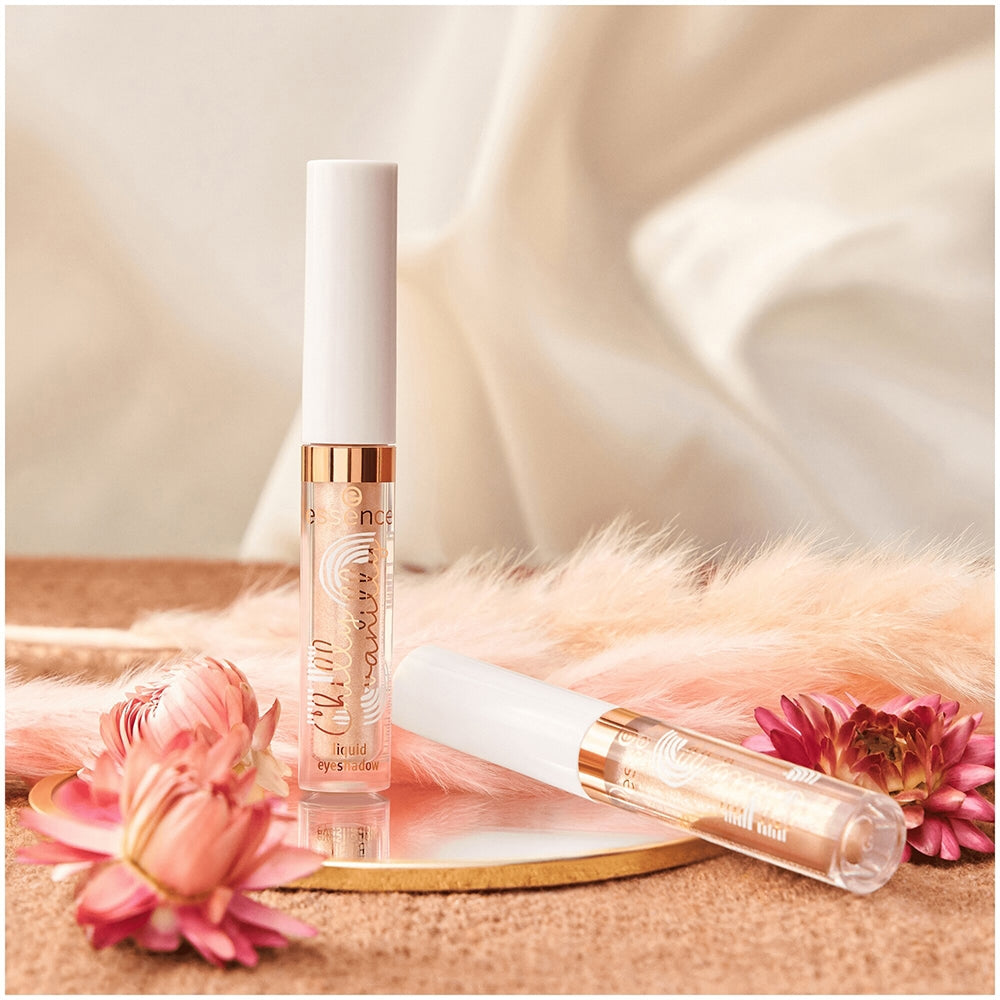 Essence Chilly Vanilly Liquid Eyeshadow 02 Vanilla Vibes Only!-5