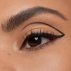 Essence Eyeliner Pen 010 Blackest Black-4
