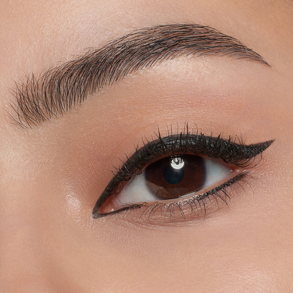 Essence Eyeliner Pen 010 Blackest Black-6