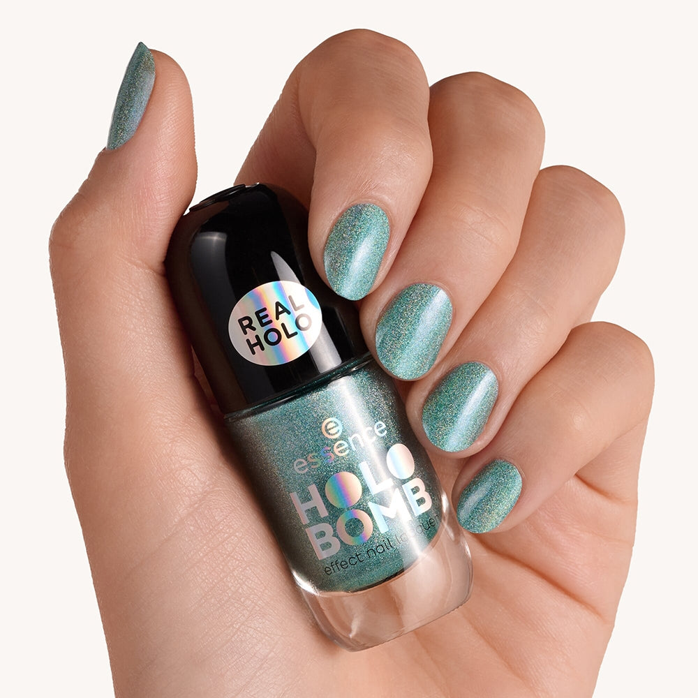 Essence Holo Bomb Effect Nail 04 Holo It's Me-3