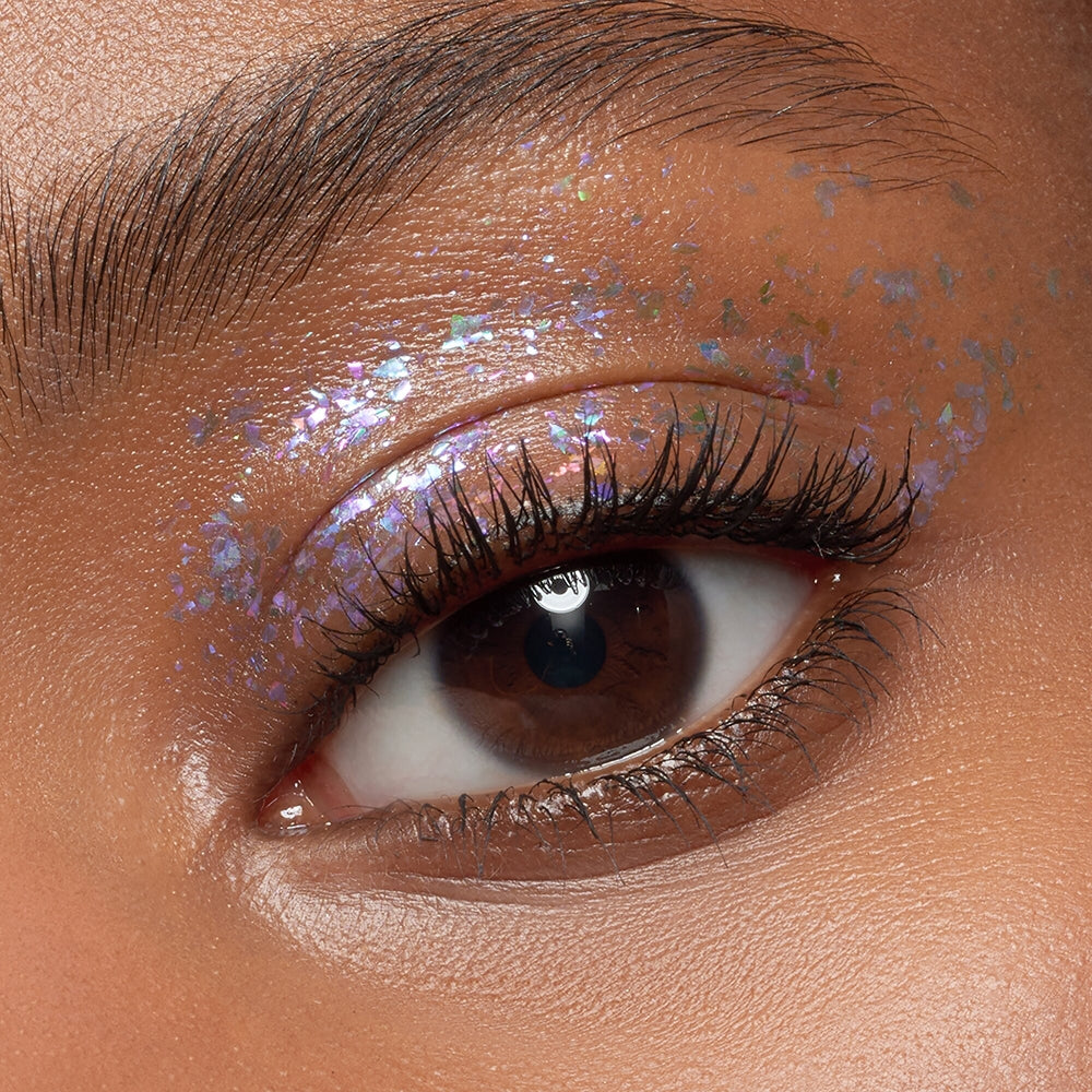 Essence Multichrome Flakes 01 Galactic vibes-5