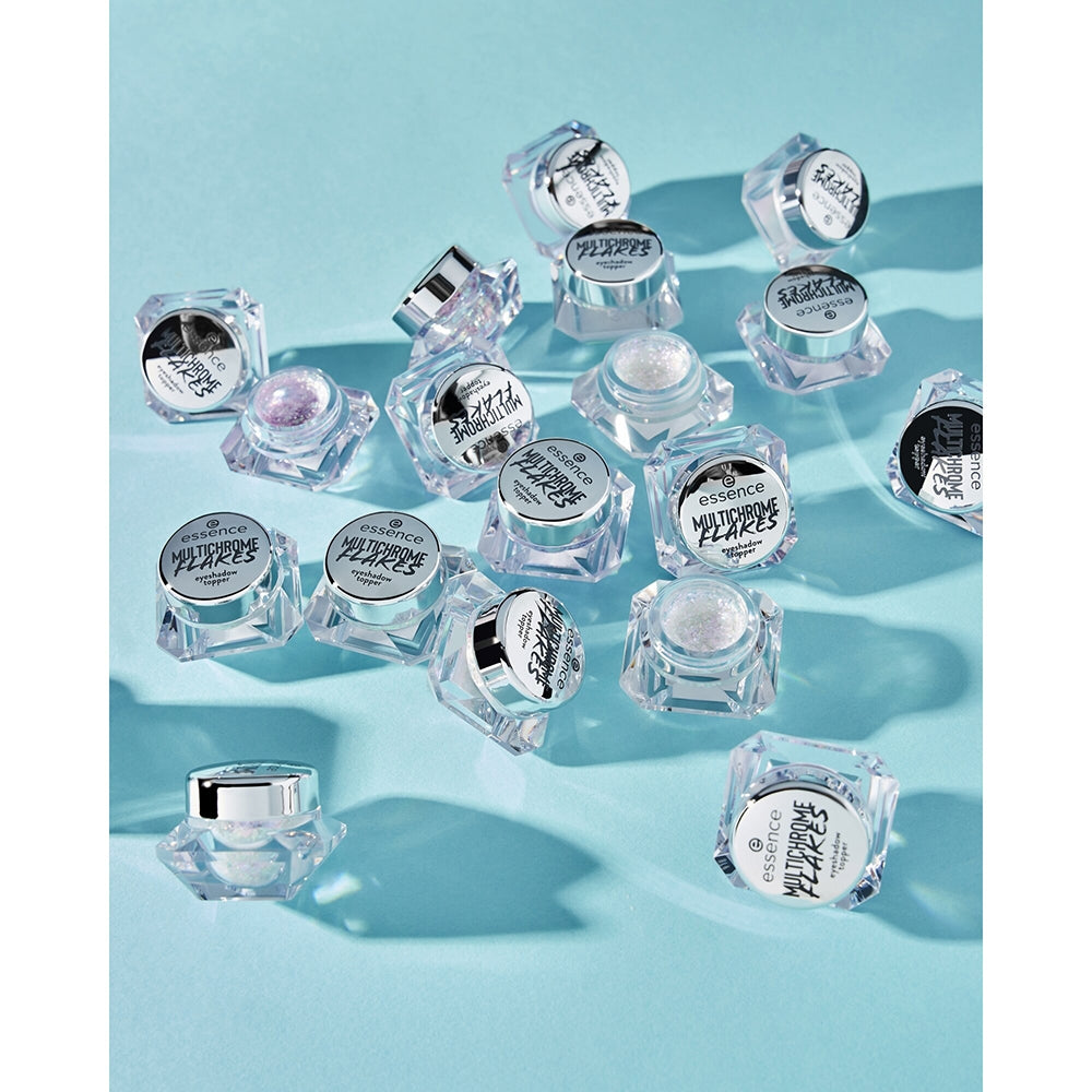 Essence Multichrome Flakes 01 Galactic vibes-6