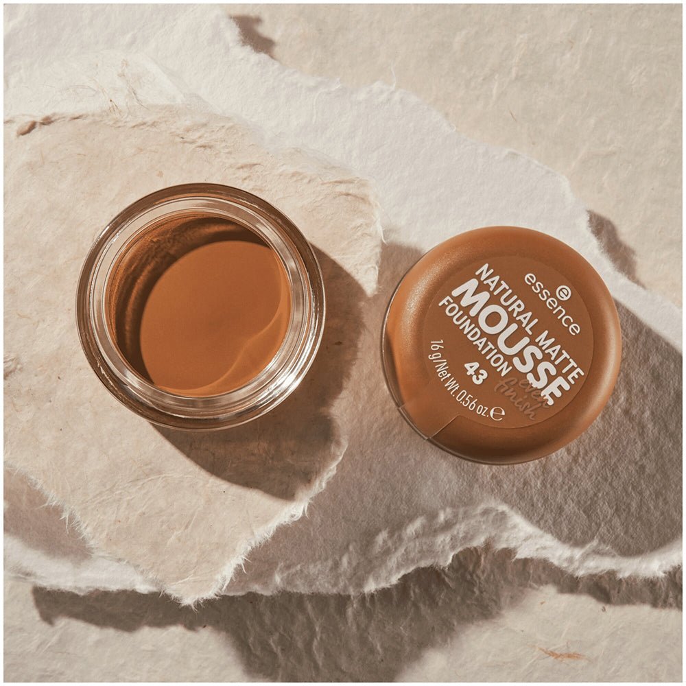Essence Natural Matte Mousse Foundation 43-7