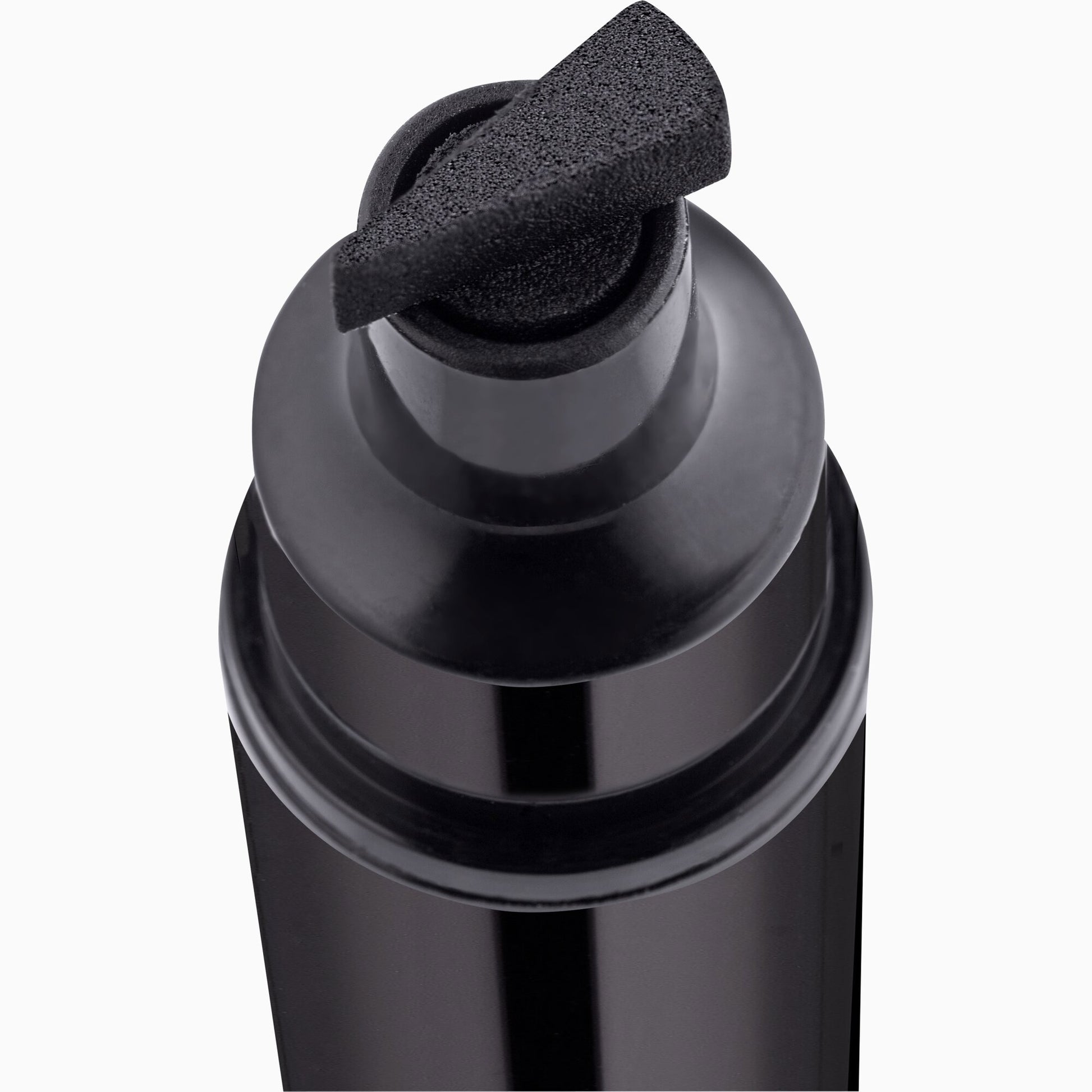 Essence Quick Wing! 01 Black-3