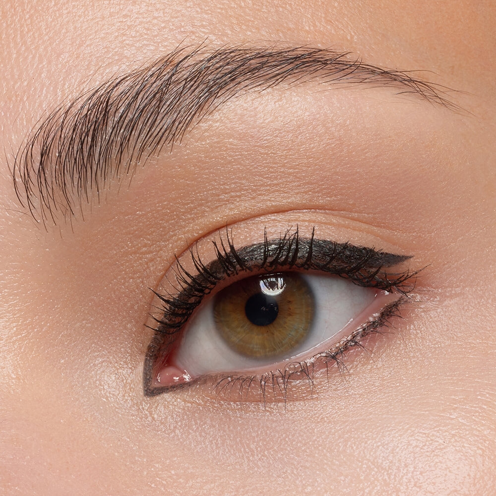 Essence Super Fine 01 deep black-3