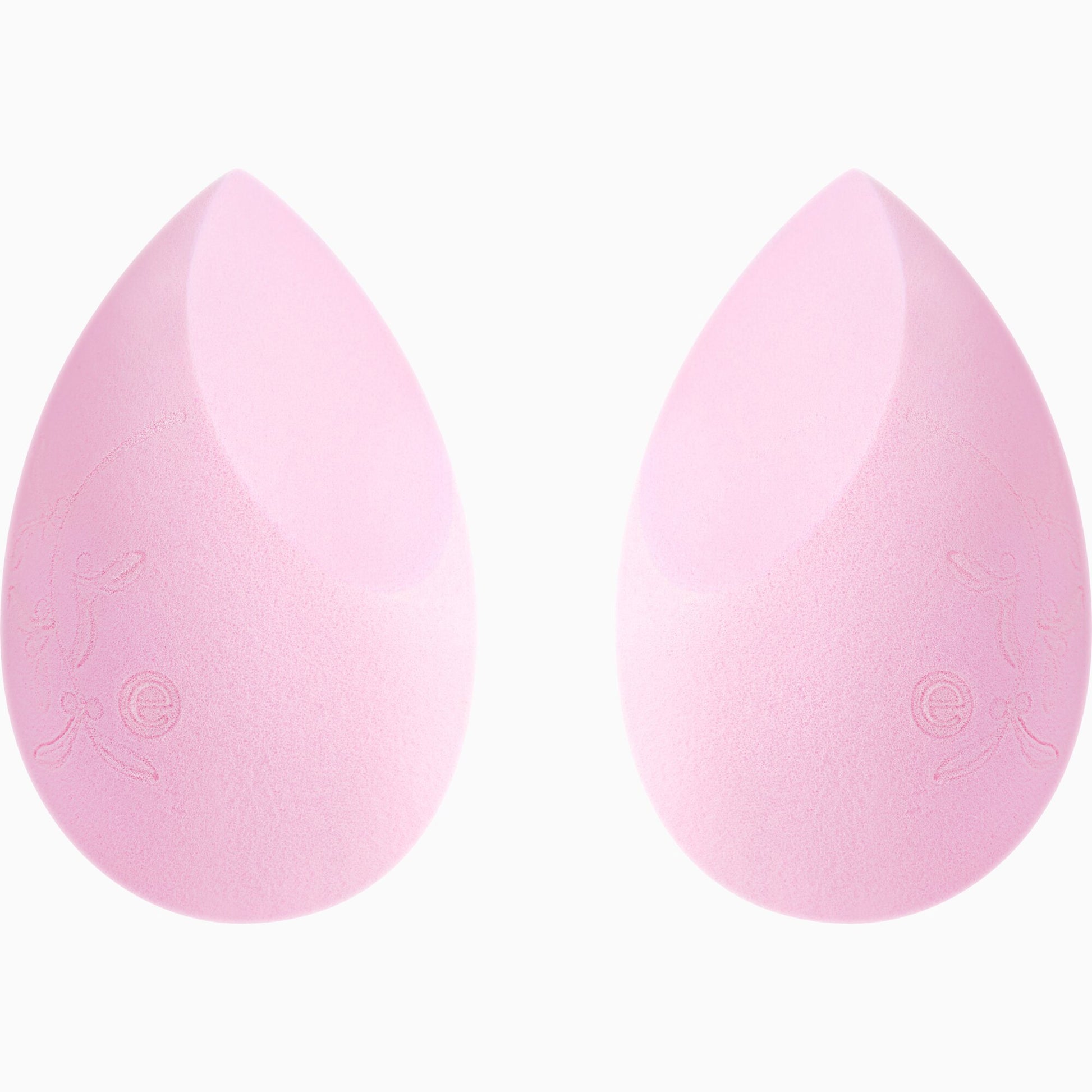 Essence Xmas Kisses Blender 01 Where Hearts Unite…-2