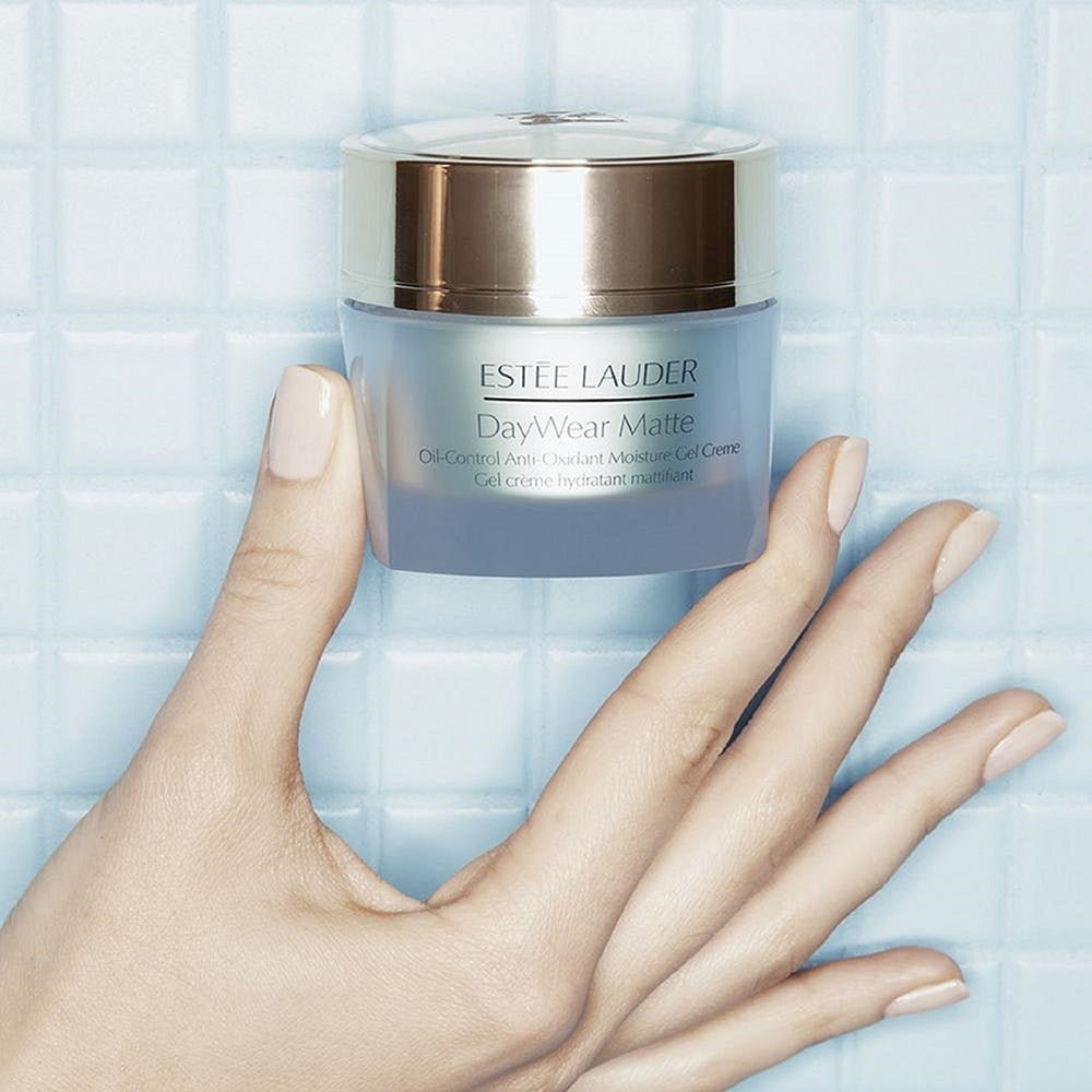 Estee Lauder Daywear Matte-3