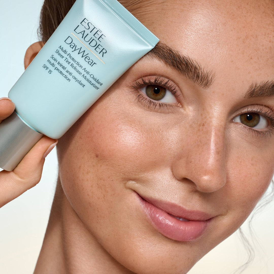 Estee Lauder Daywear Multi-Protection Anti-Oxidant Sheer Tint Release Moisturizer Spf15-3