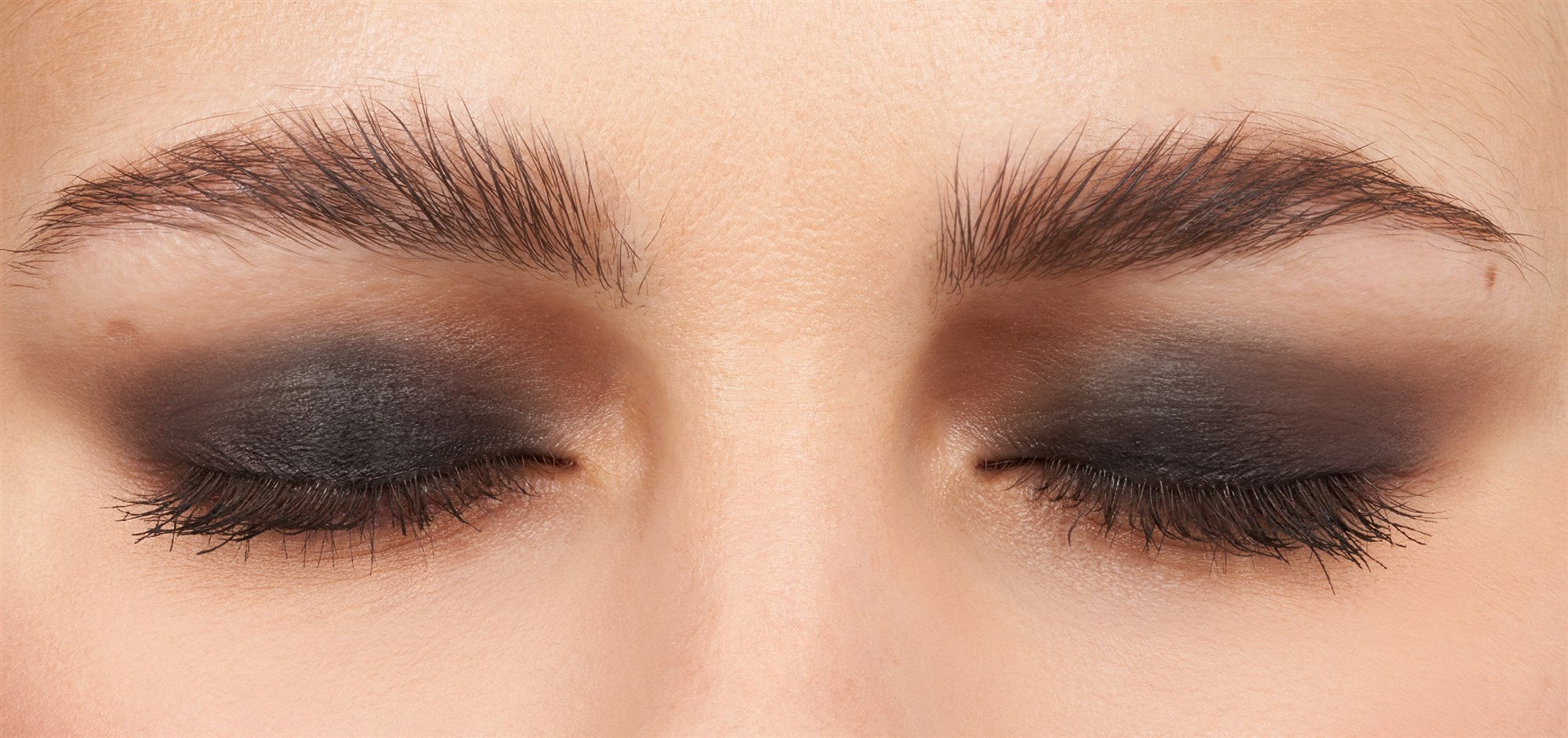 L’ORÉAL PARIS Le Shadow Stick Ombretto 490 All Night Black-3