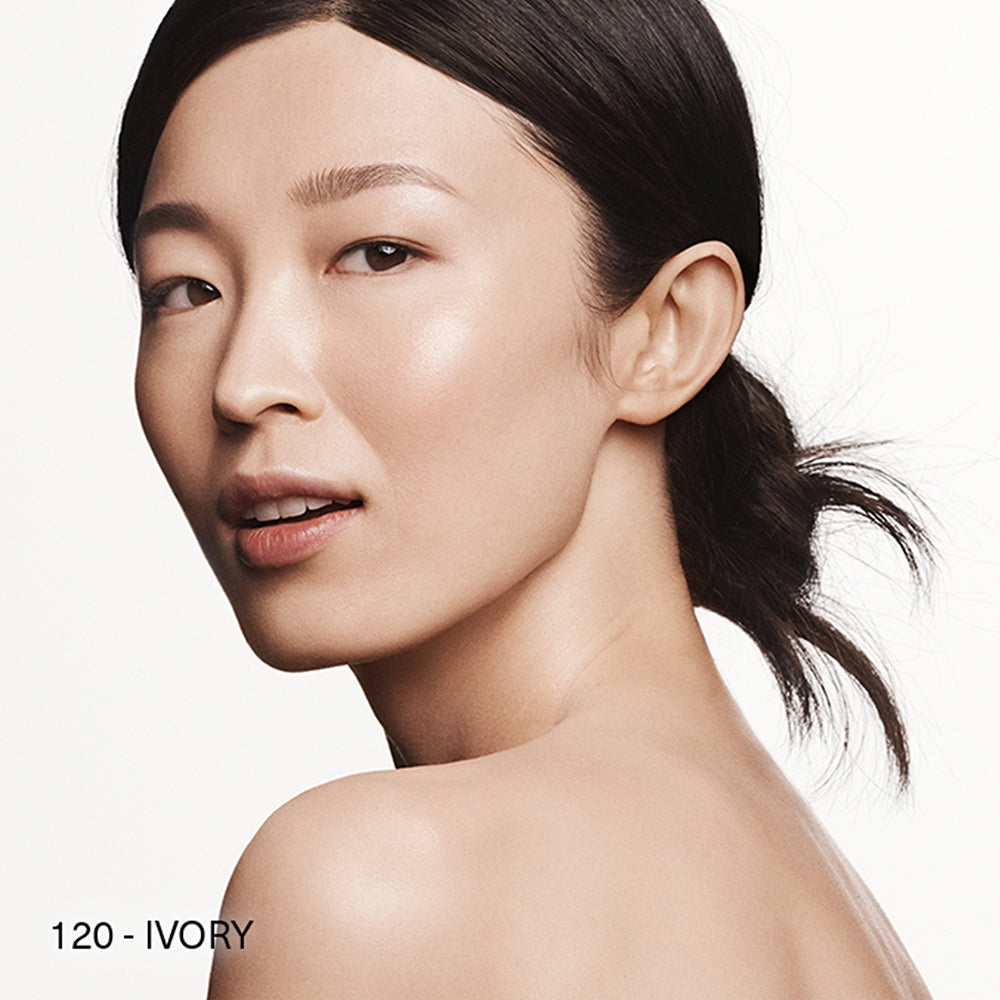 La Mer The Soft Fluid Long Wear Foundation SPF20 120 Ivory-4