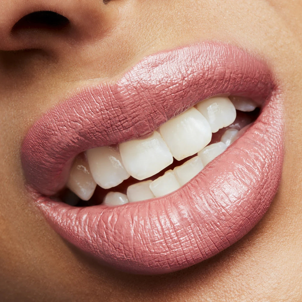 Mac Amplified Crème Lipstick 02 Cosmo-3