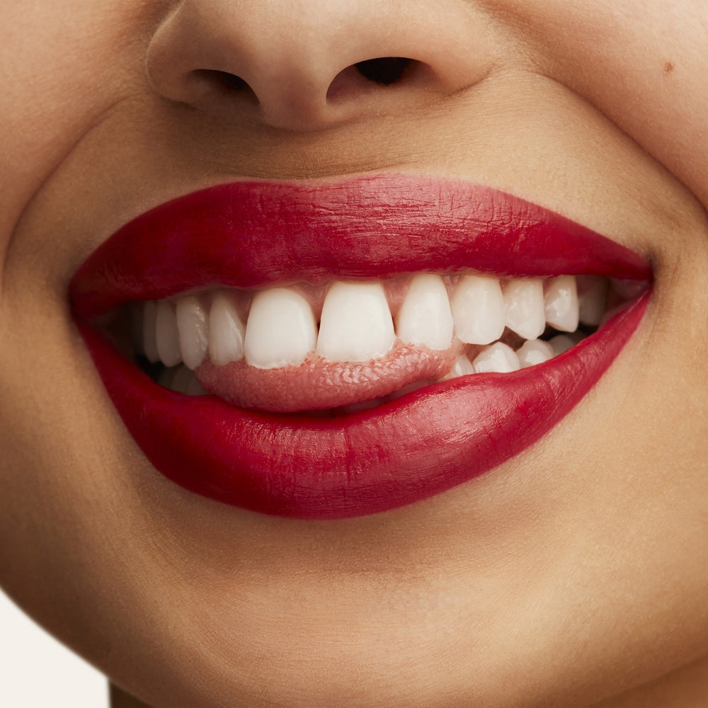 Mac Lustreglass Lipstick Syrup-3
