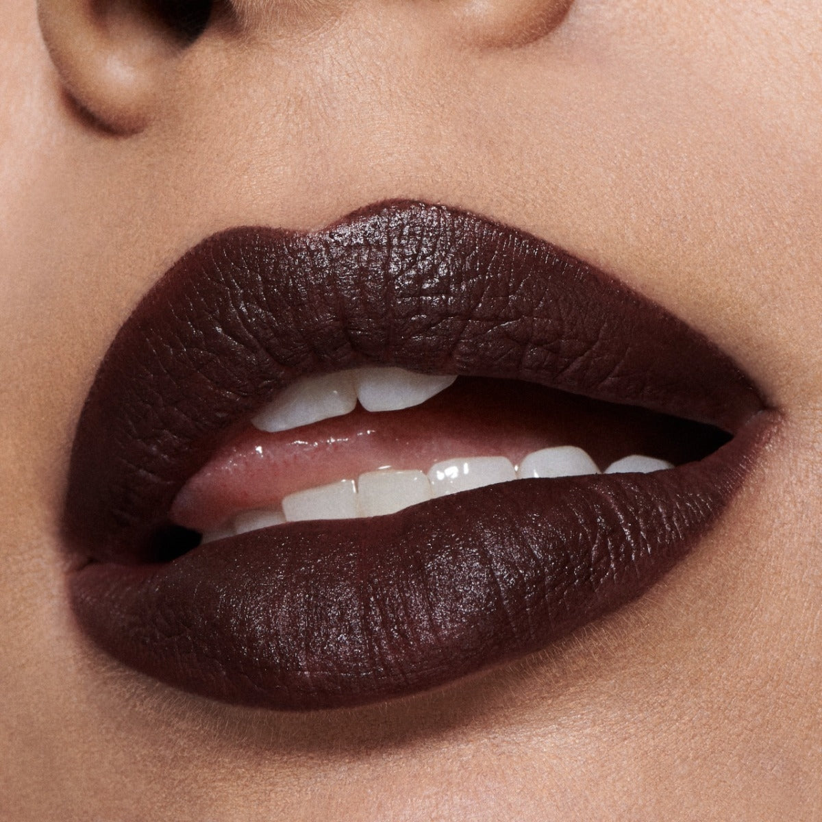 Mac MACximal Silky Matte Lipstick Bare M·A·Cximal-4