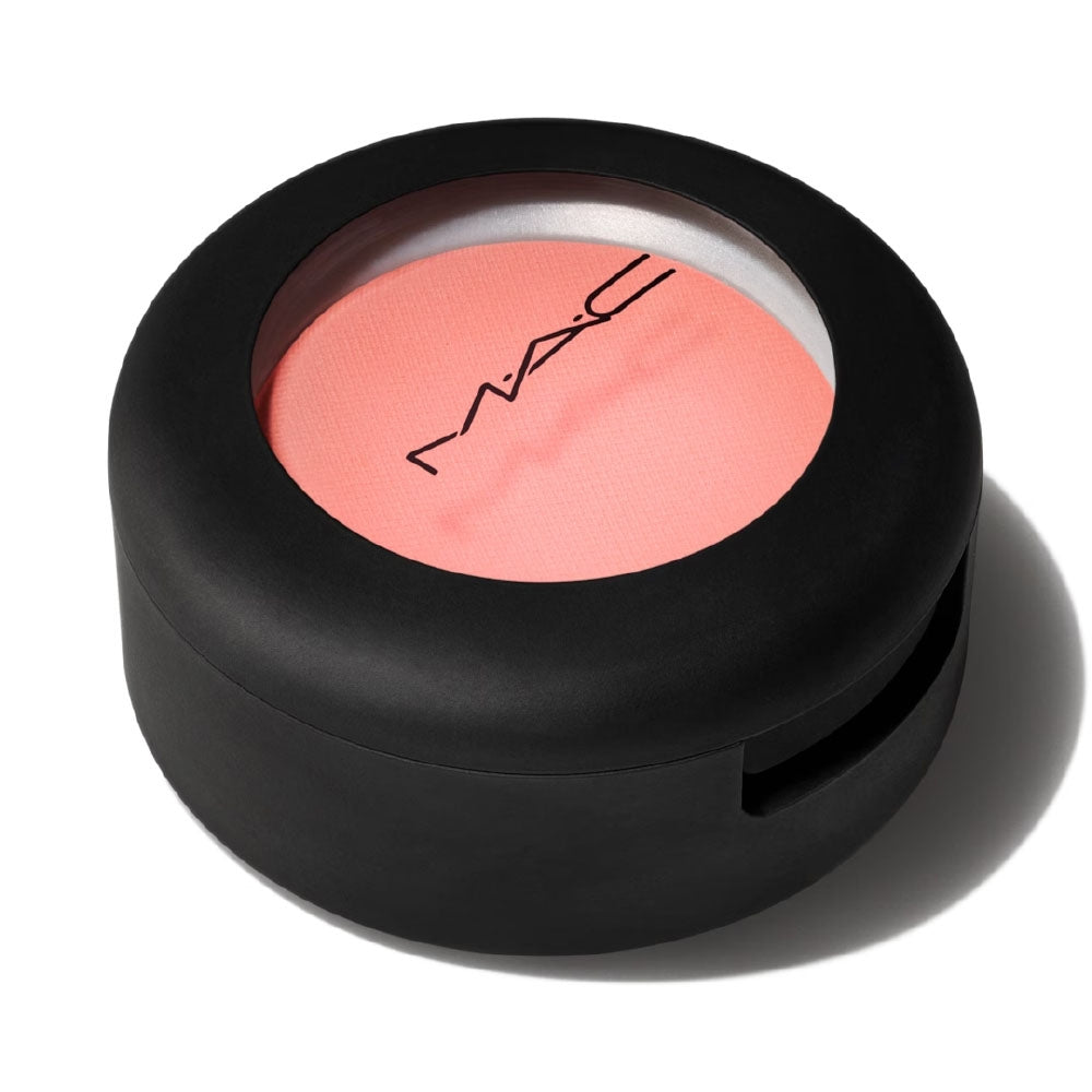Mac Powder Kiss Soft Matte Eye Shadow Strike a Pose-2