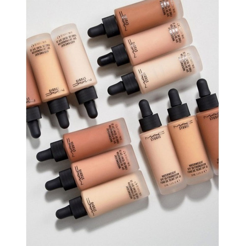 Mac Studio Waterweight Foundation SPF30 NW20-6