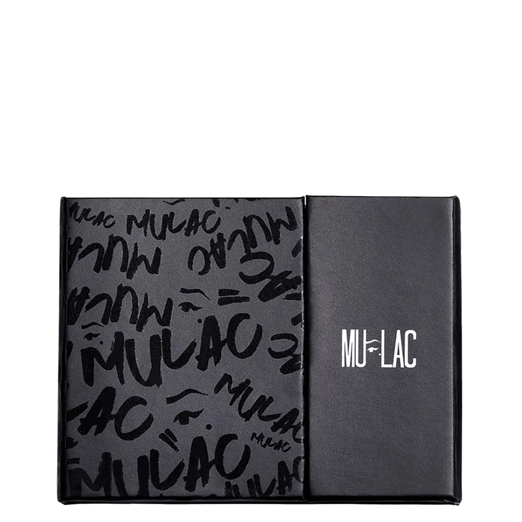 Mulac Palette Refill Medium Shot