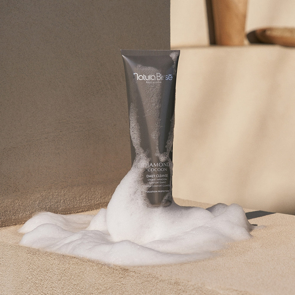 Natura Bissé Diamond Cocoon Daily Cleanse-5
