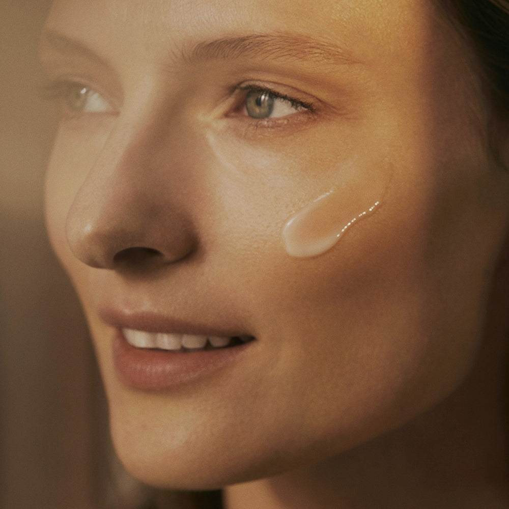 Natura Bissé Diamond Extreme Cream Light Texture-4