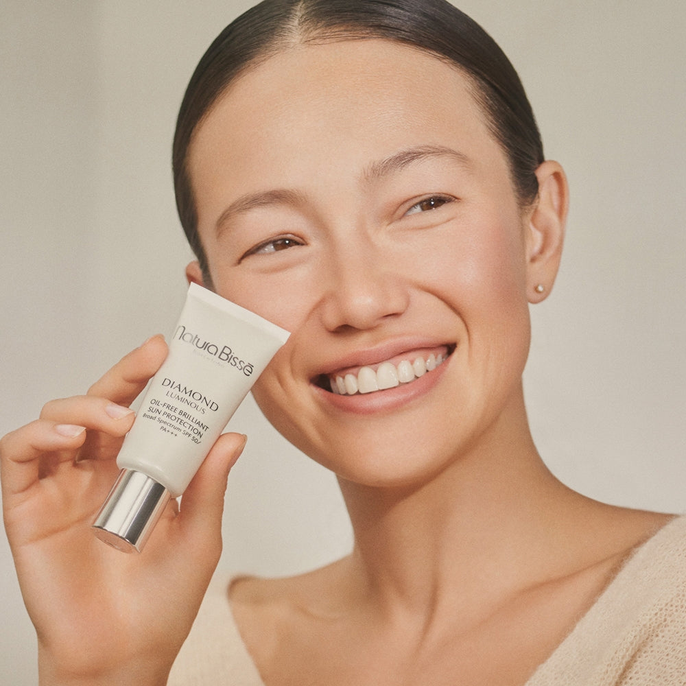 Natura Bissé Diamond Luminous Oil-free Brilliant Sun Protection SPF50 PA+++-5