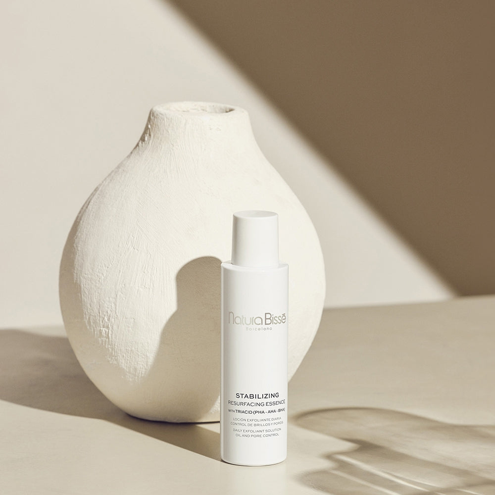 Natura Bissé Stabilizing Resurfacing Essence with Triacid-5