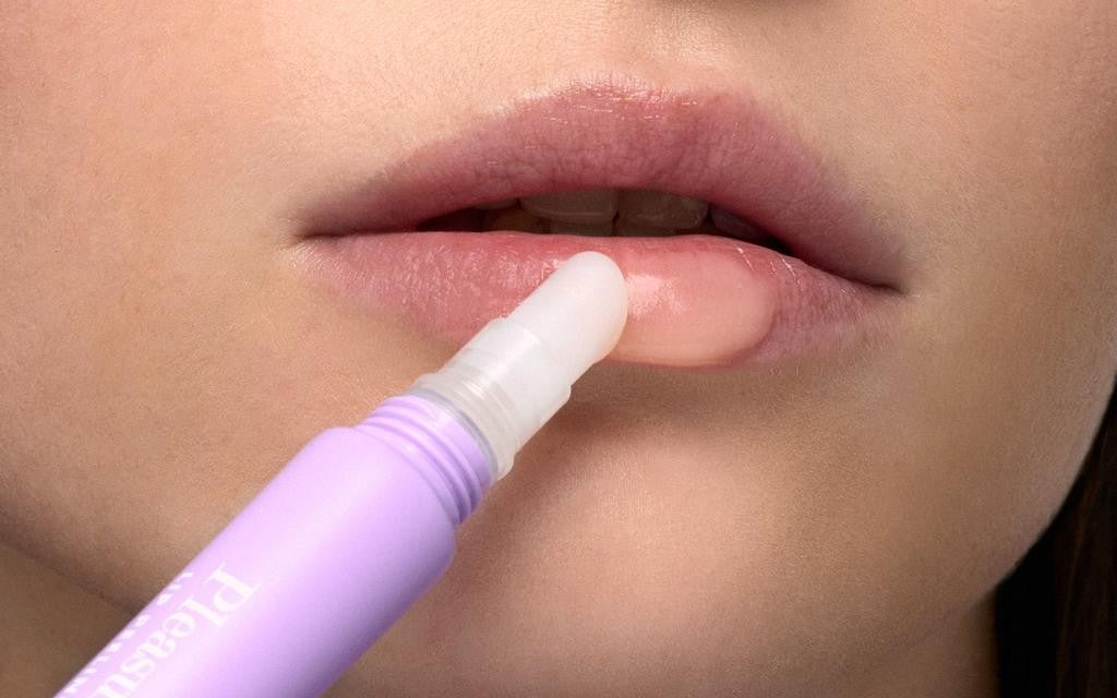 PUPA Pleasure Lip Care Peeling 01 Blueberry -2