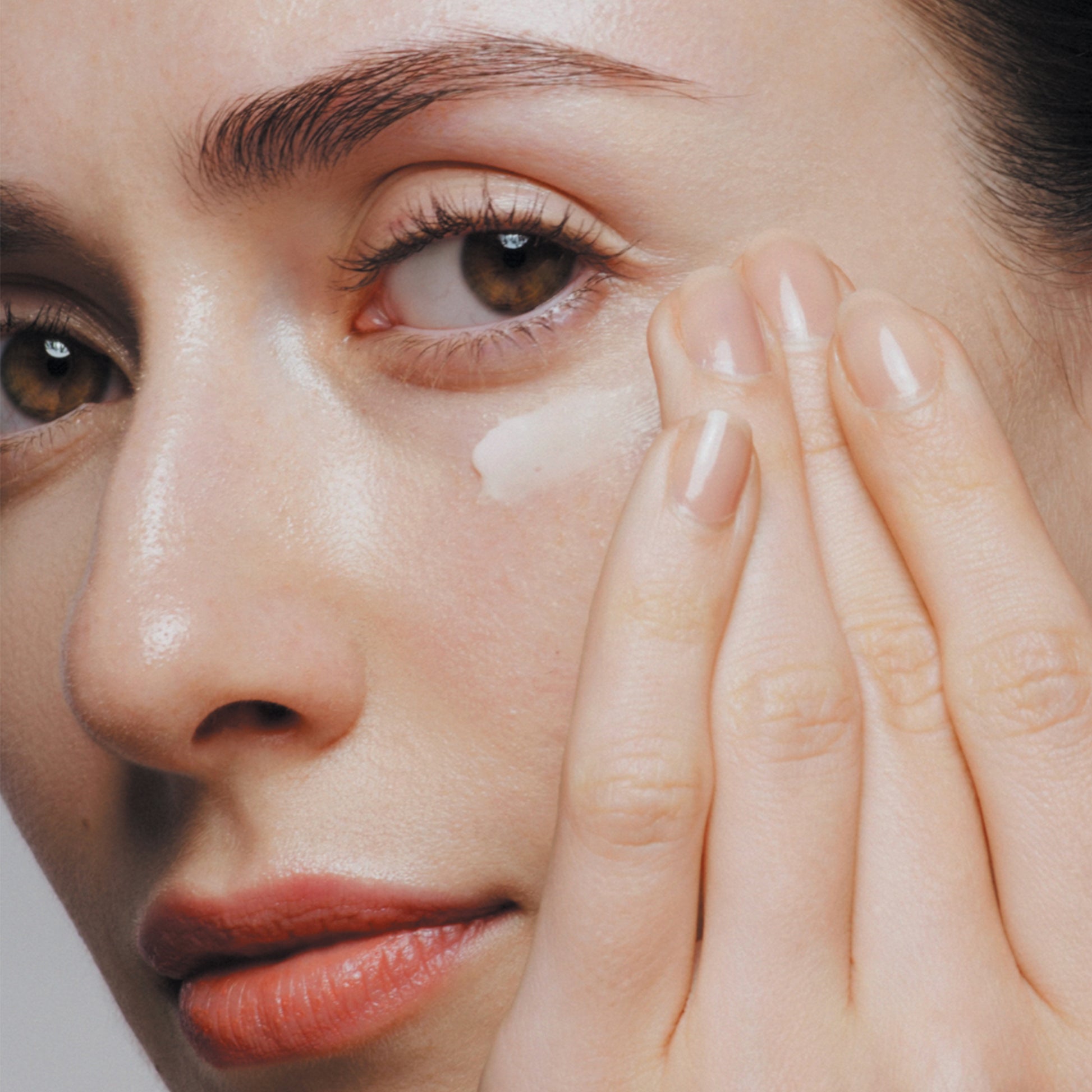 Shiseido Future Solution LX Eye and Lip Contour Regenerating Cream-2