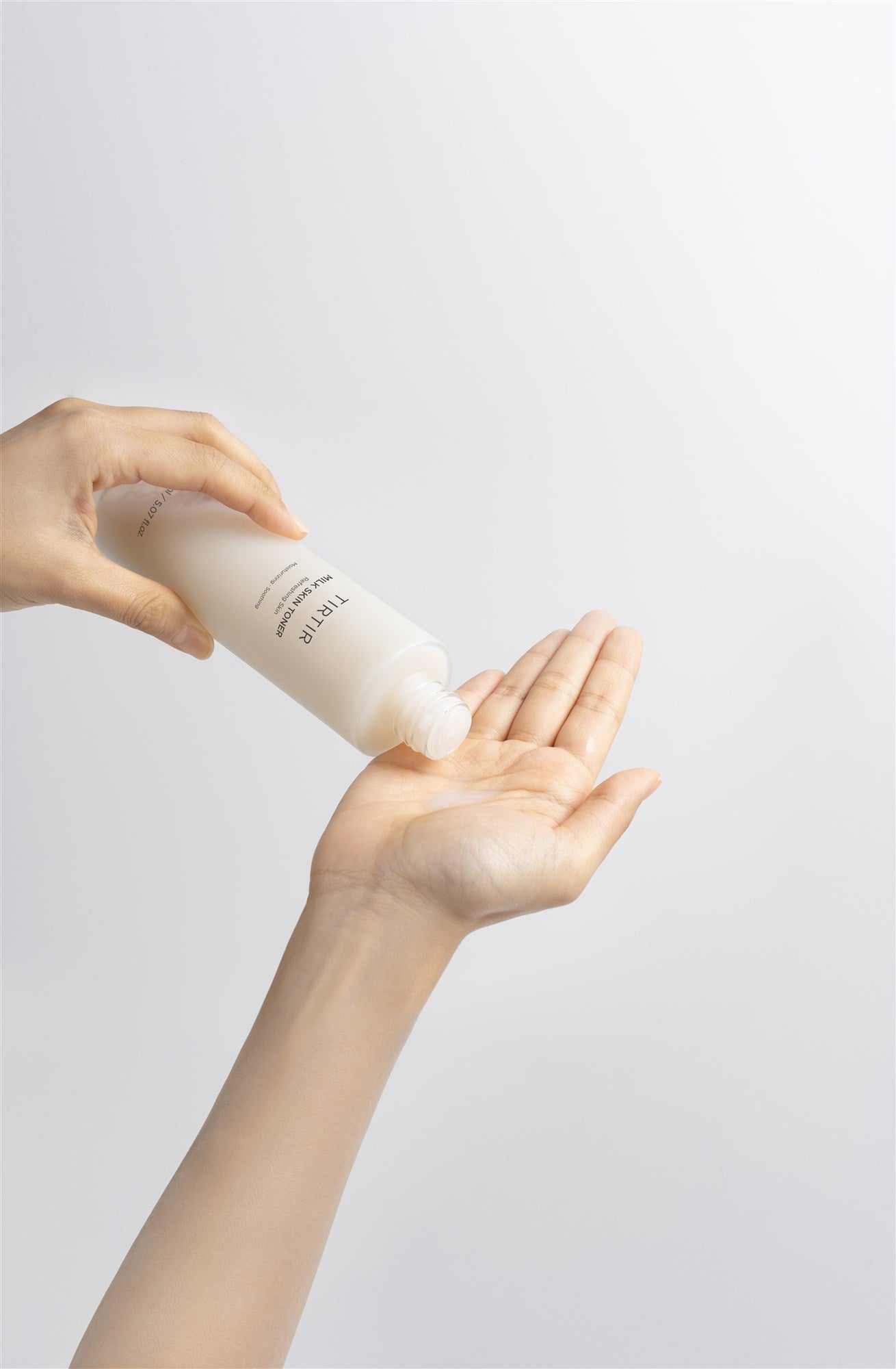 TIRTIR Milk Skin Toner -3