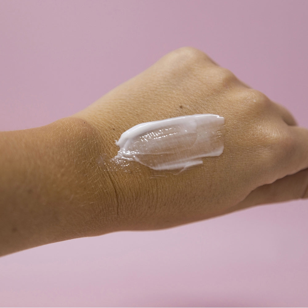 The Balm To The Rescue Lightweight Daily Face Cream-5