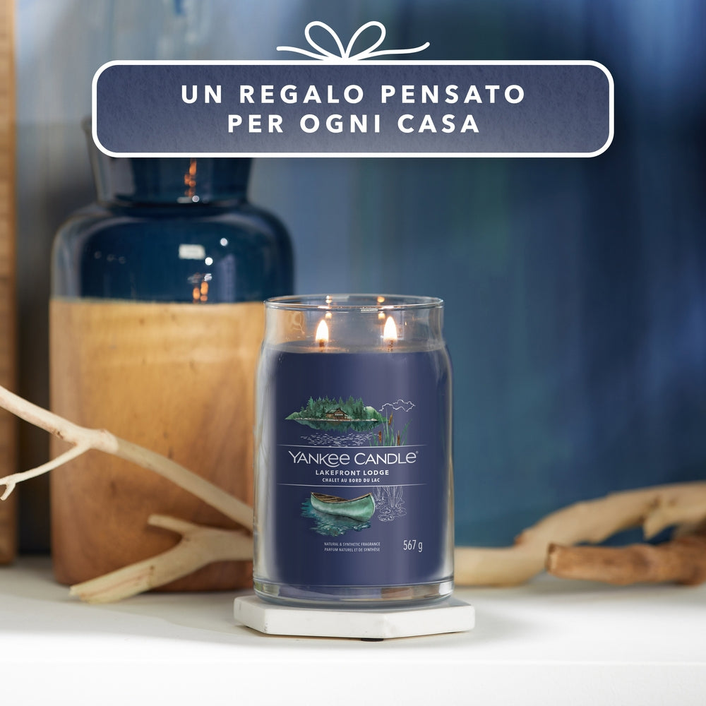 Yankee Candle Lakefront Lodge Signature-5