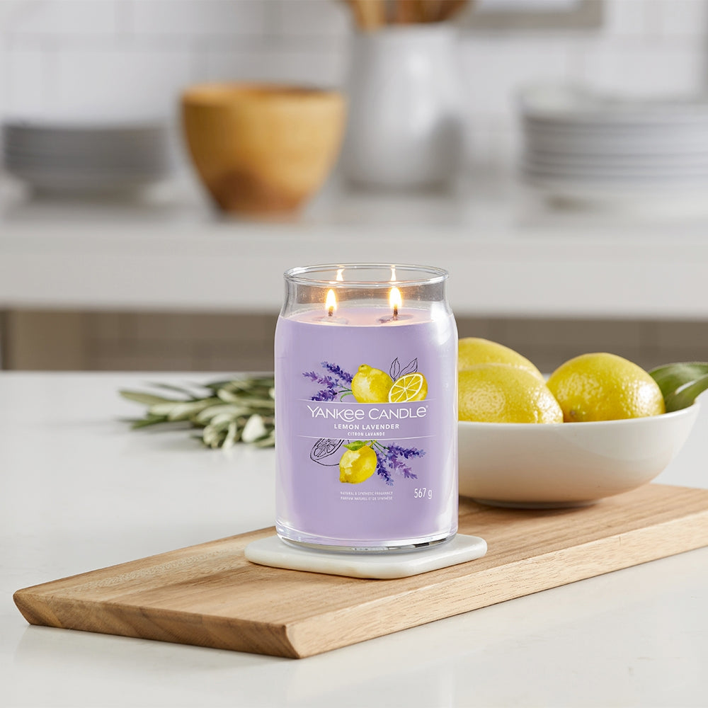 Yankee Candle Lemon Lavender Signature-5
