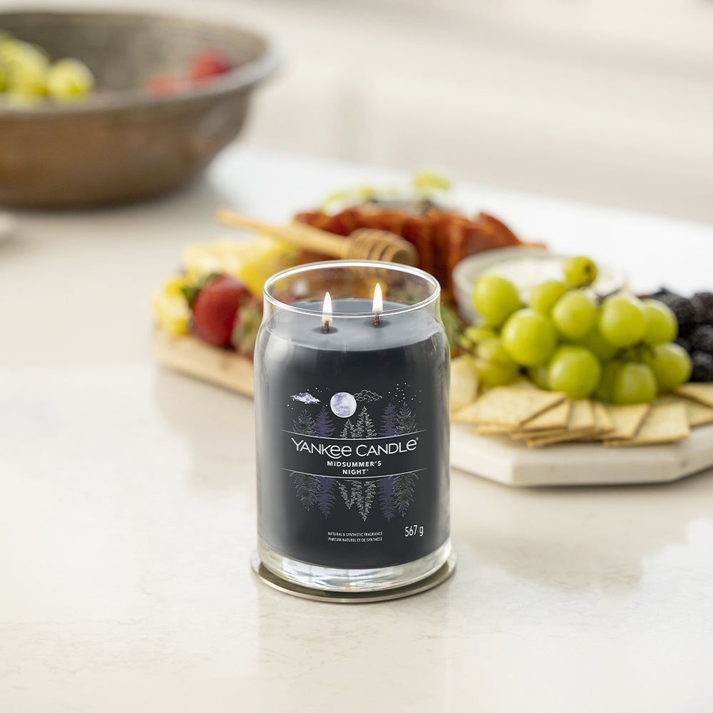 Yankee Candle Midsummer's Night Signature-5